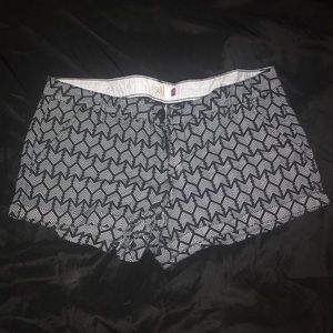 🌸2 for $10🌸 Chevron shorts